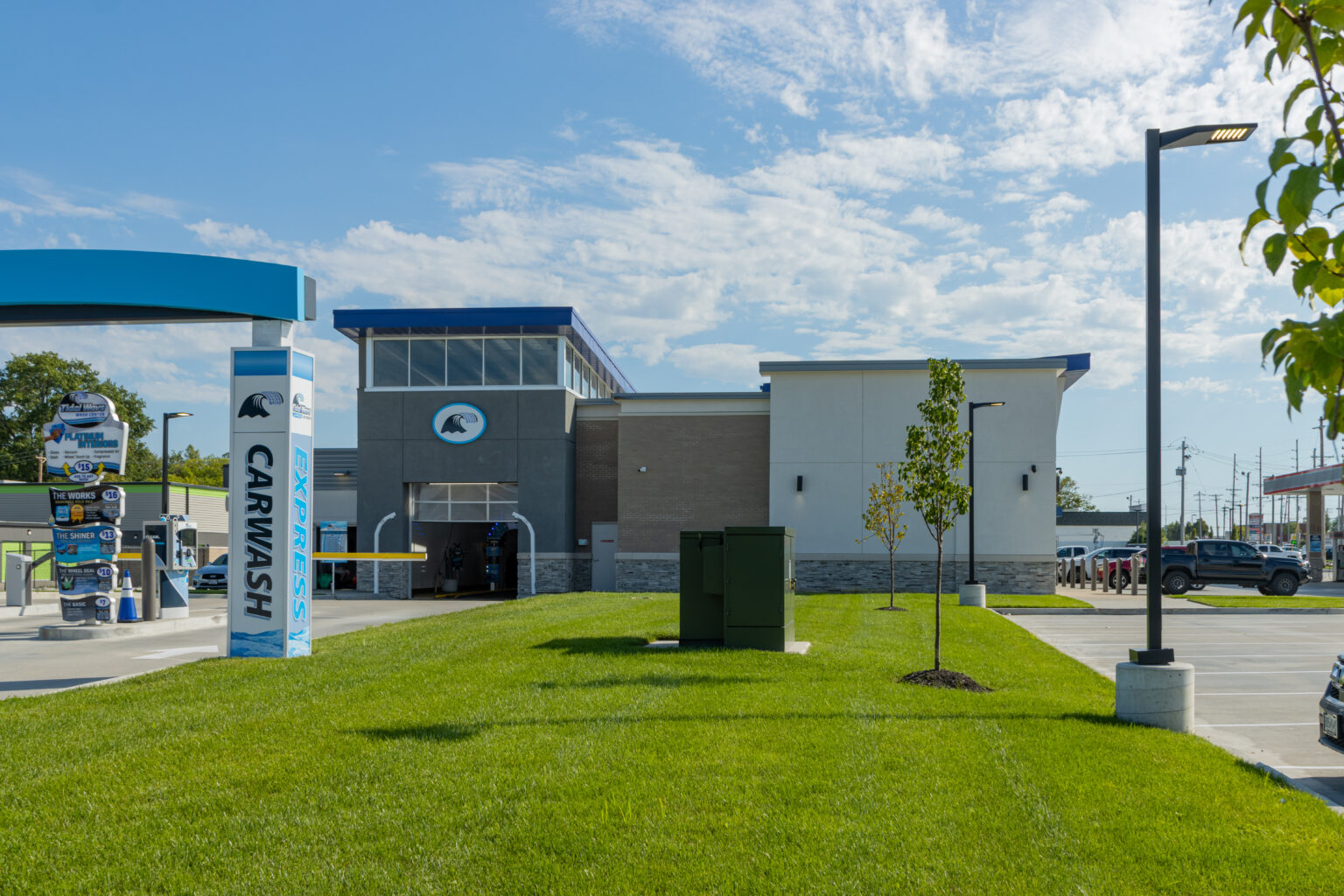 Tidal Wave Car Wash TR,i Architects St. Louis